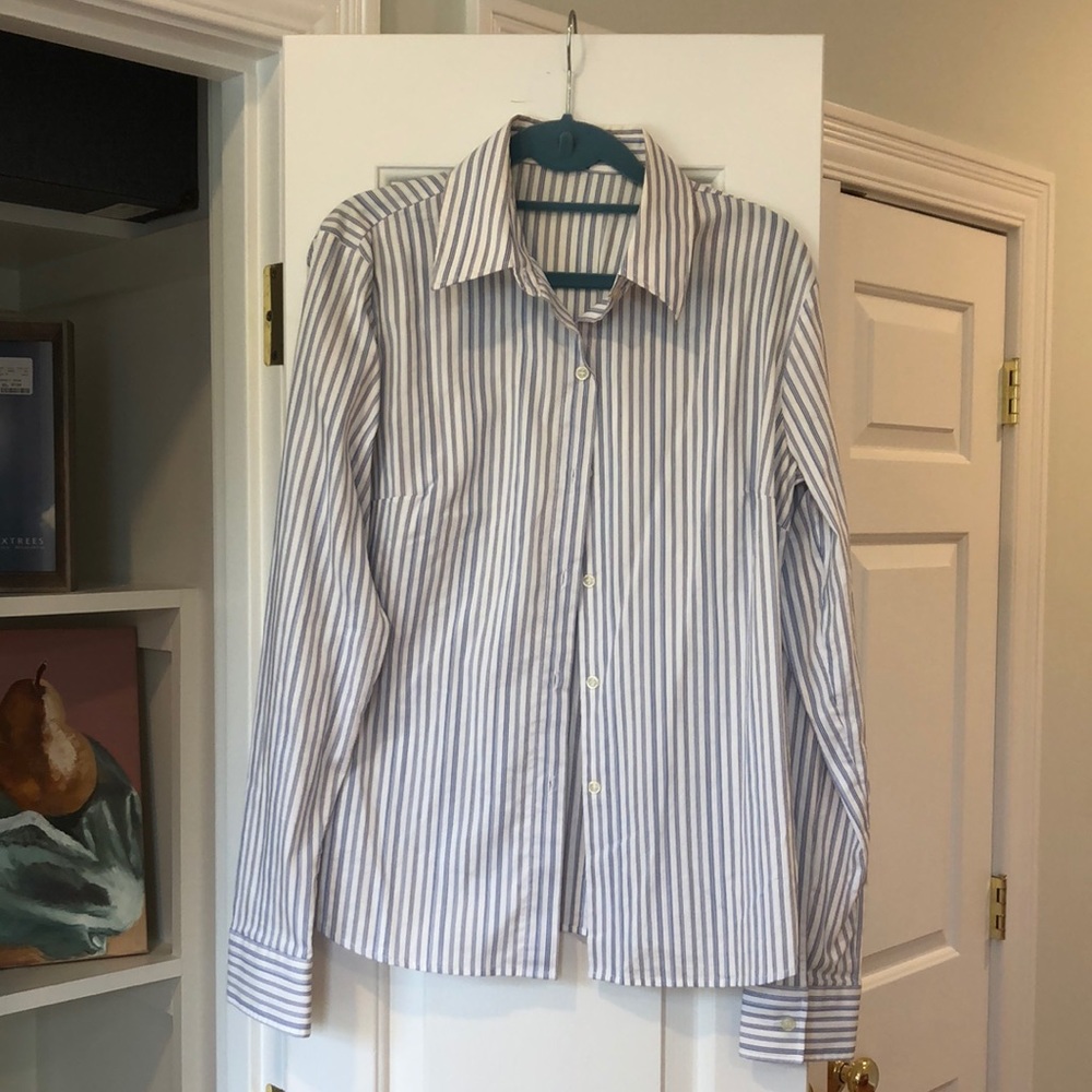 United Colors of Benetton striped button shirt. EUC.